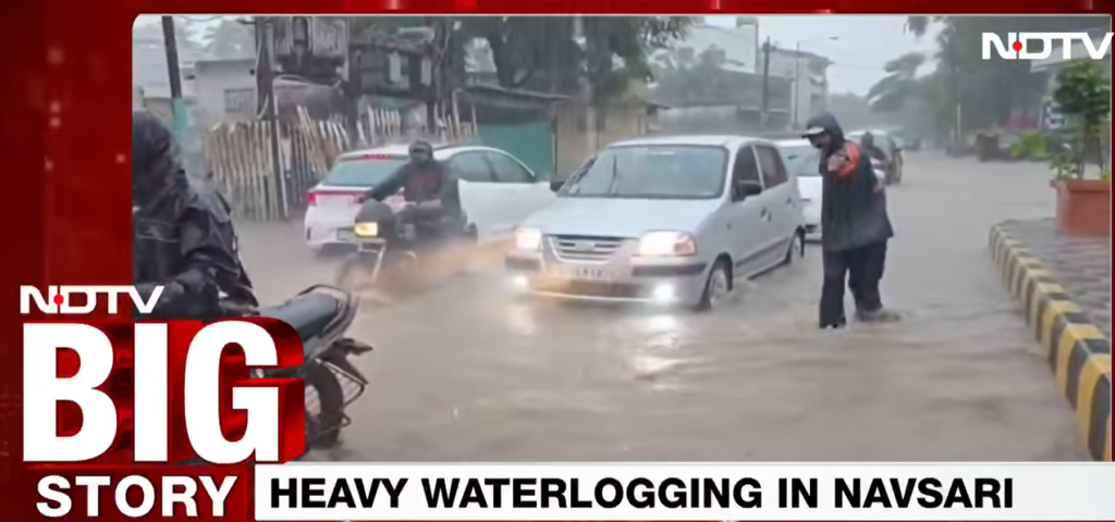 Heavy Rain Gujarat: 3 Cities Flooded, Red Alert Issued